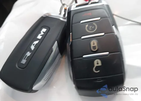 2022 Ram 1500 Big Horn 4X4 5'7 Box from USA, damaged, VIN 1C6SRFFT1NN100788